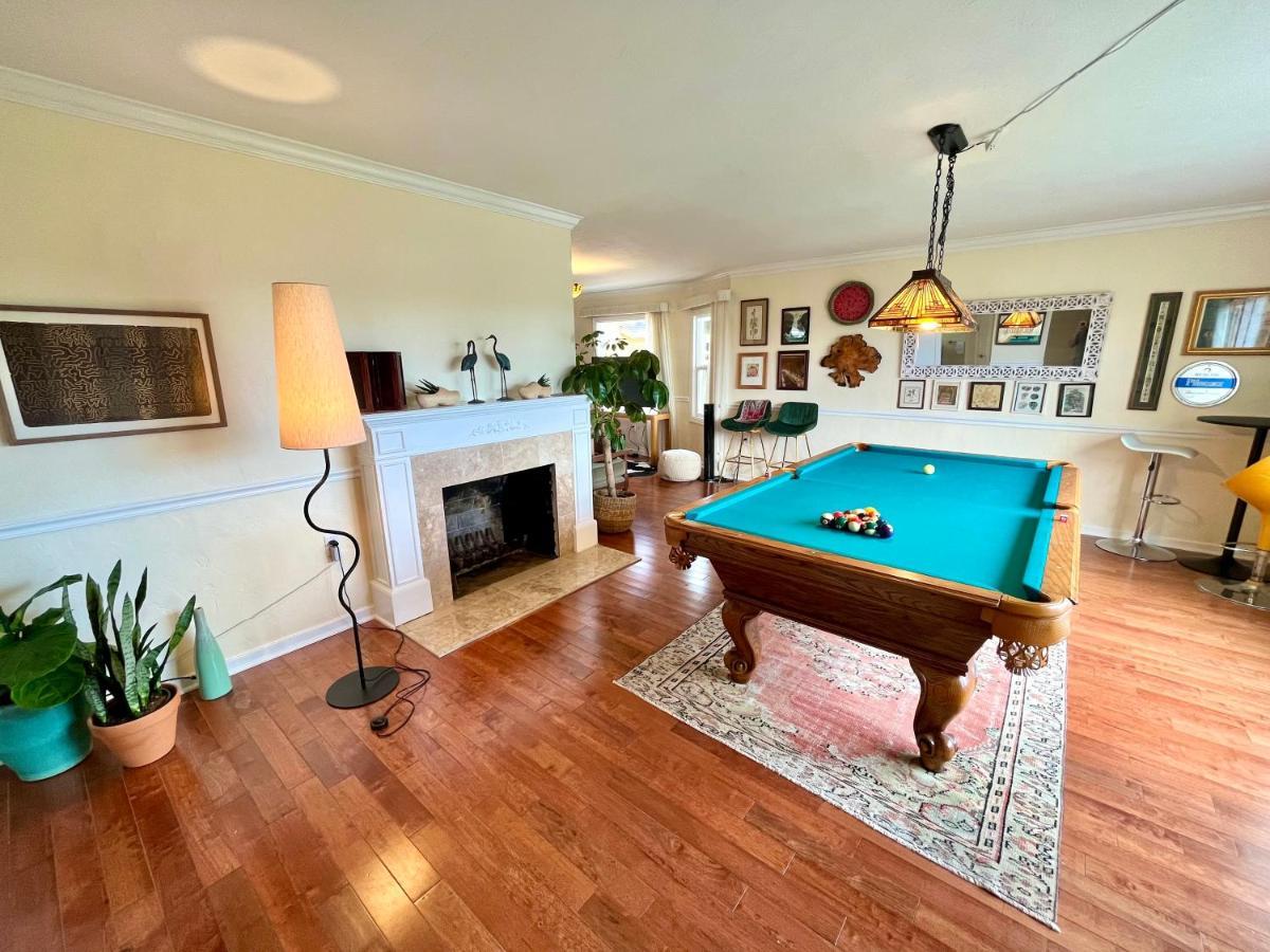 Spacious Renovated Petaluma Home- Pool Table, Fire Pit, Parking Extérieur photo